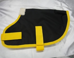 Hooded Dog Rug Dr-005